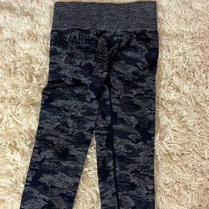 S Gymshark Black Camo Leggings